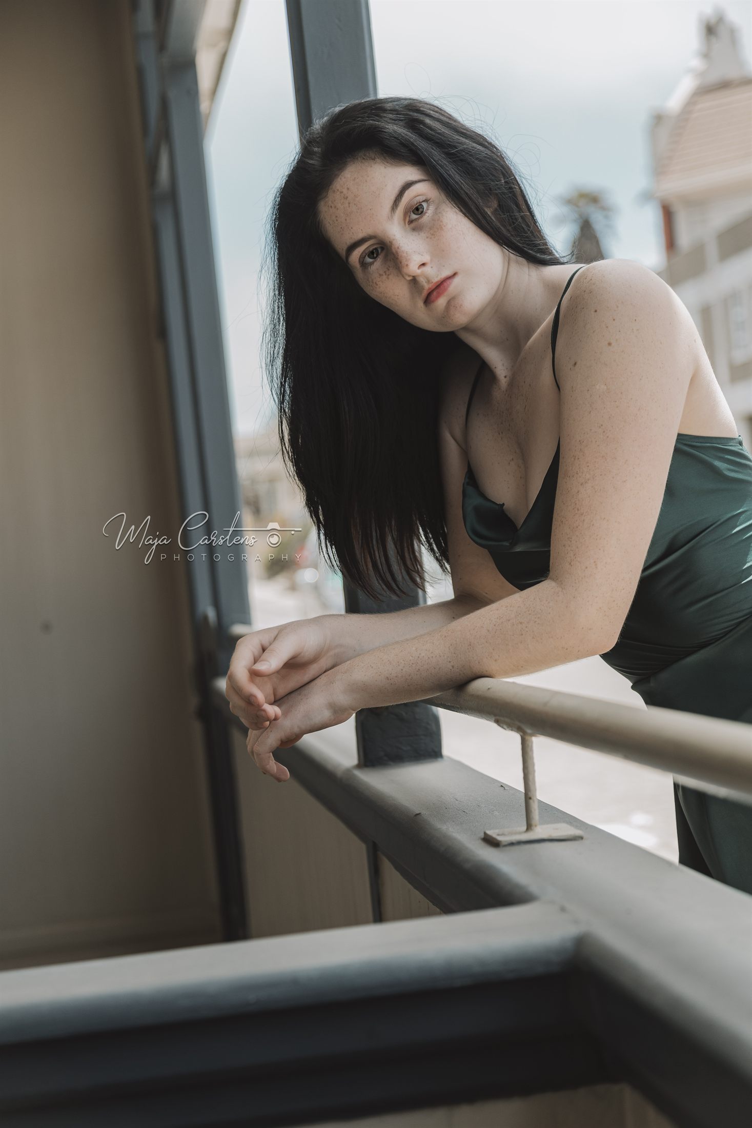Ané Olivier model portfolio shoot in Swakopmund by Maja Carstens — photo 8 of 15