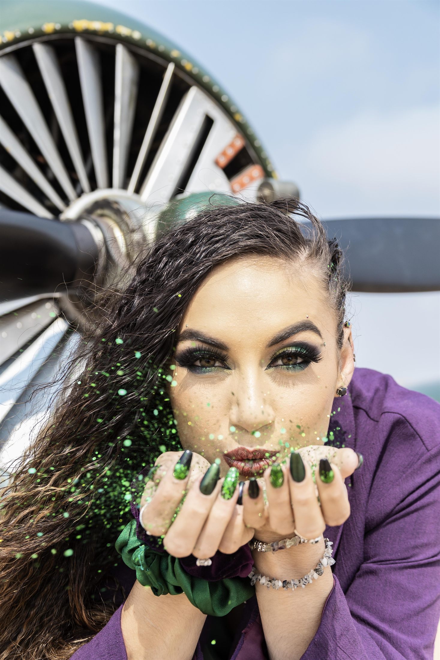 Annzelize model portfolio shoot at the Swakopmund Aviation Club by Maja Carstens — photo 12 of 13