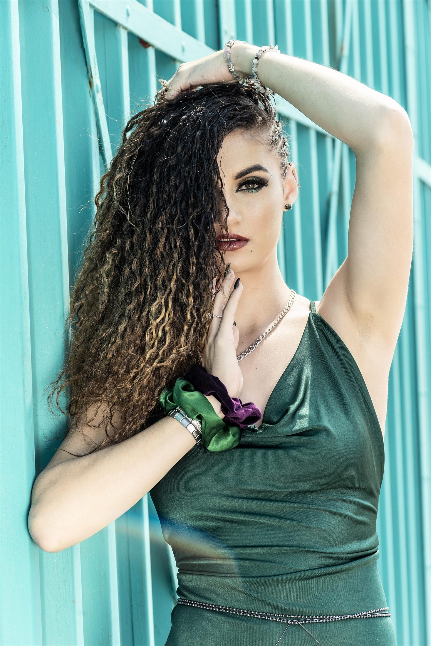 Annzelize model portfolio shoot at the Swakopmund Aviation Club by Maja Carstens — photo 9 of 13