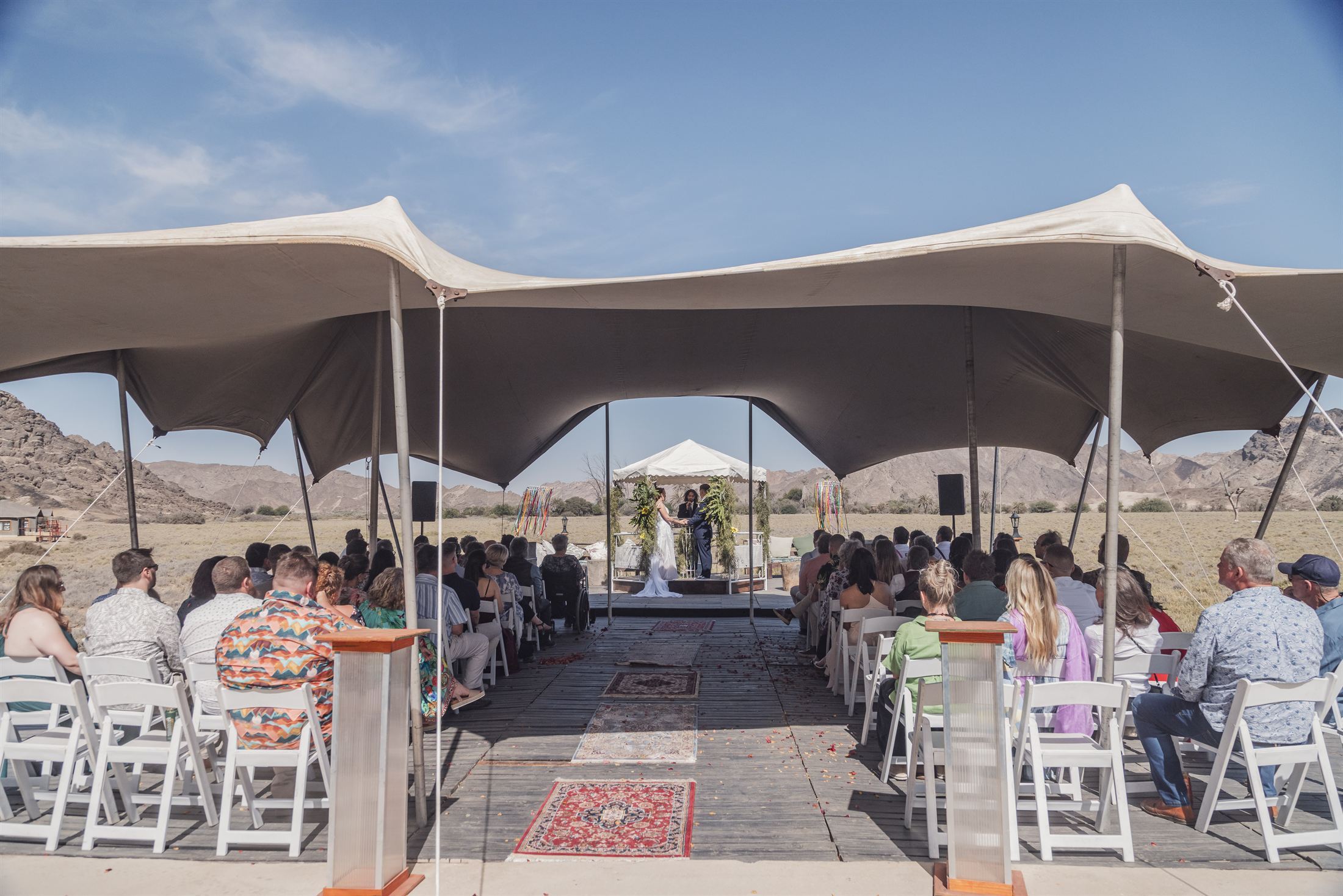 Jessica and Lee wedding at Livingstone's Private Tented Lodge by Maja Carstens — photo 17 of 49