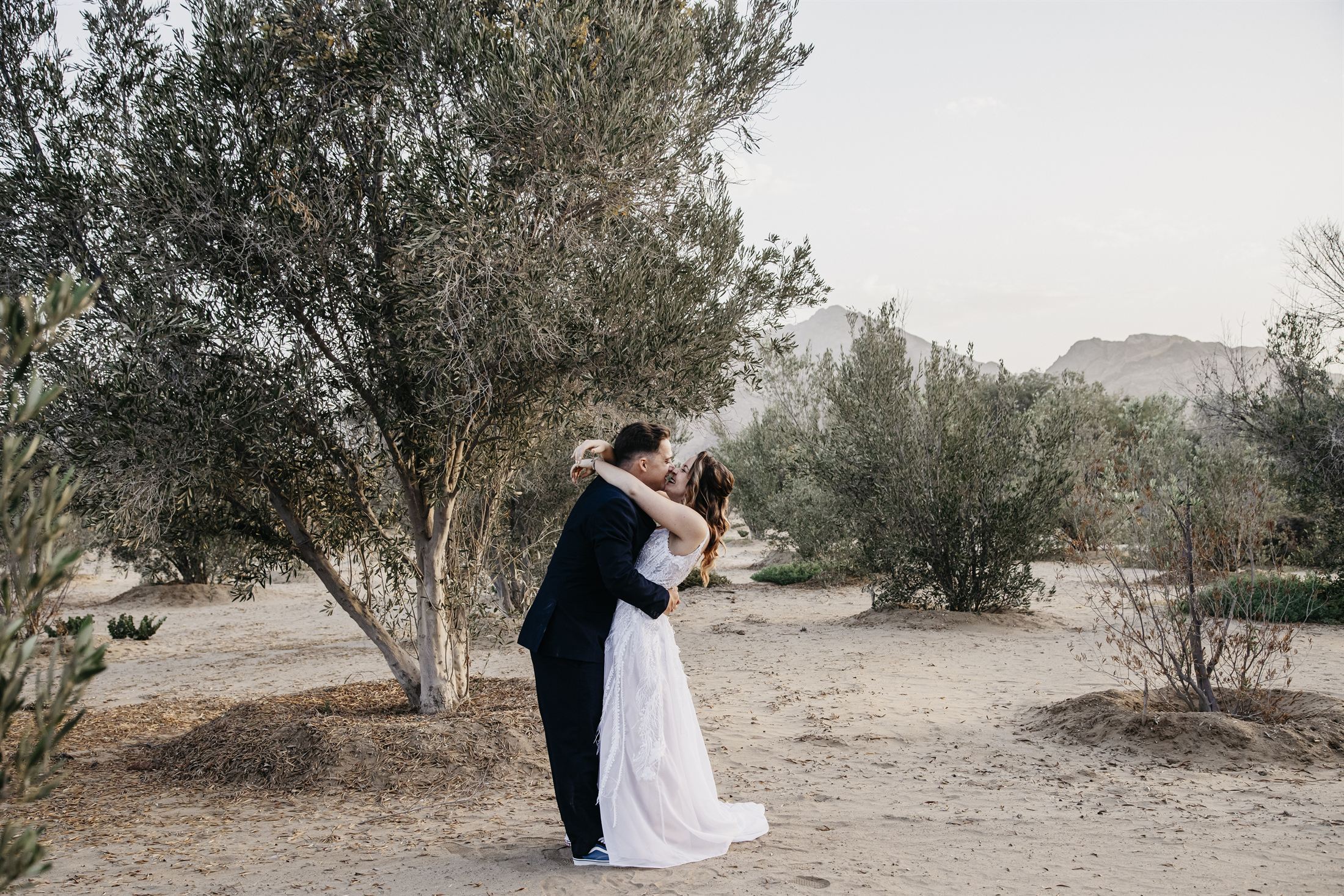 Jessica and Lee wedding at Livingstone's Private Tented Lodge by Maja Carstens — photo 29 of 49