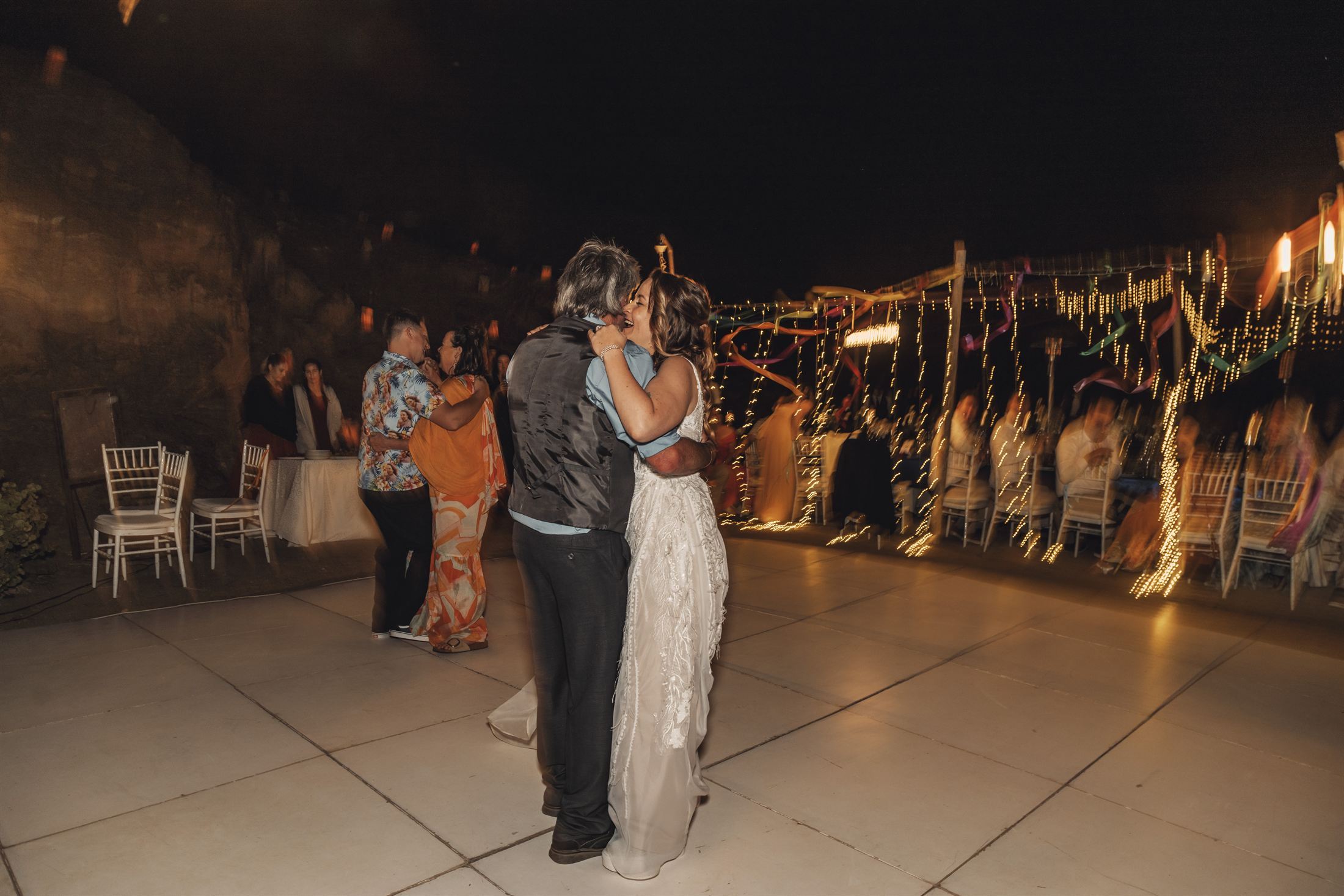 Jessica and Lee wedding at Livingstone's Private Tented Lodge by Maja Carstens — photo 46 of 49