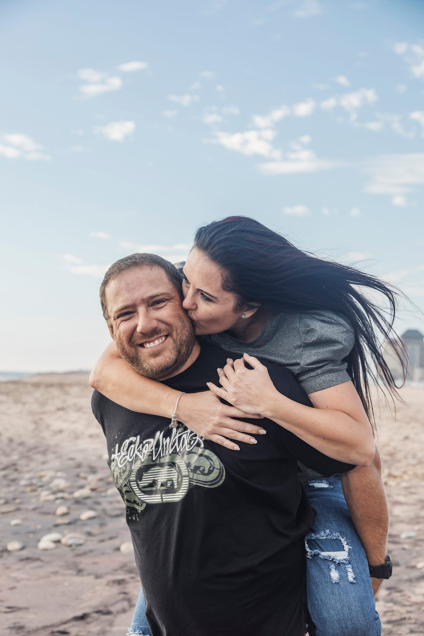 Lolla family shoot at the Swakopmund Jetty, palm-tree lane, and The Mole by Maja Carstens — photo 15 of 25