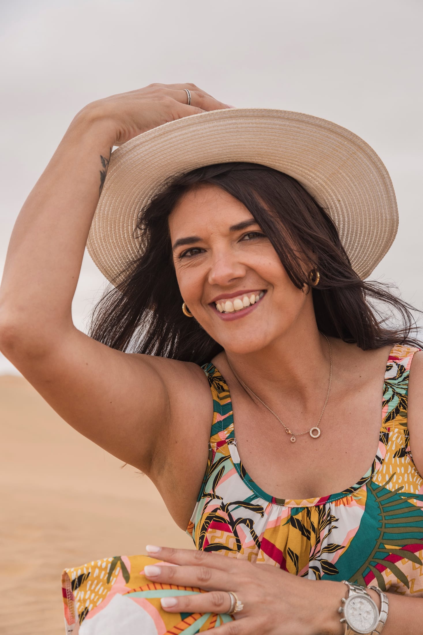 Ronel Serfontein family shoot in the Kramersdorf dunes by Maja Carstens — photo 17 of 21